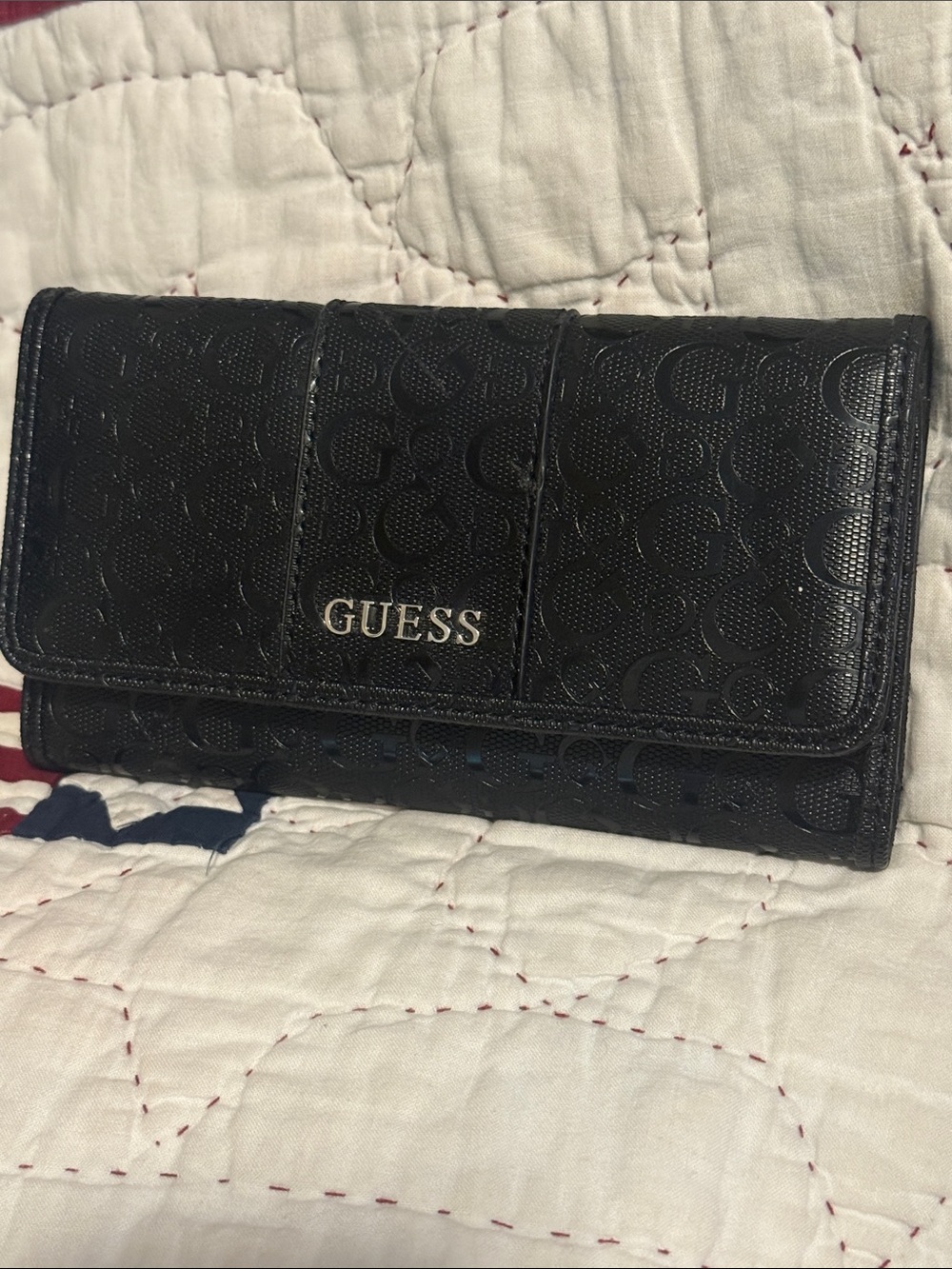 Guess Black Logo-Embossed Trifold Wallet